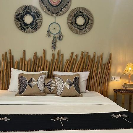 Living Trawangan Hotel กีลีตราวางัน ภายนอก รูปภาพ