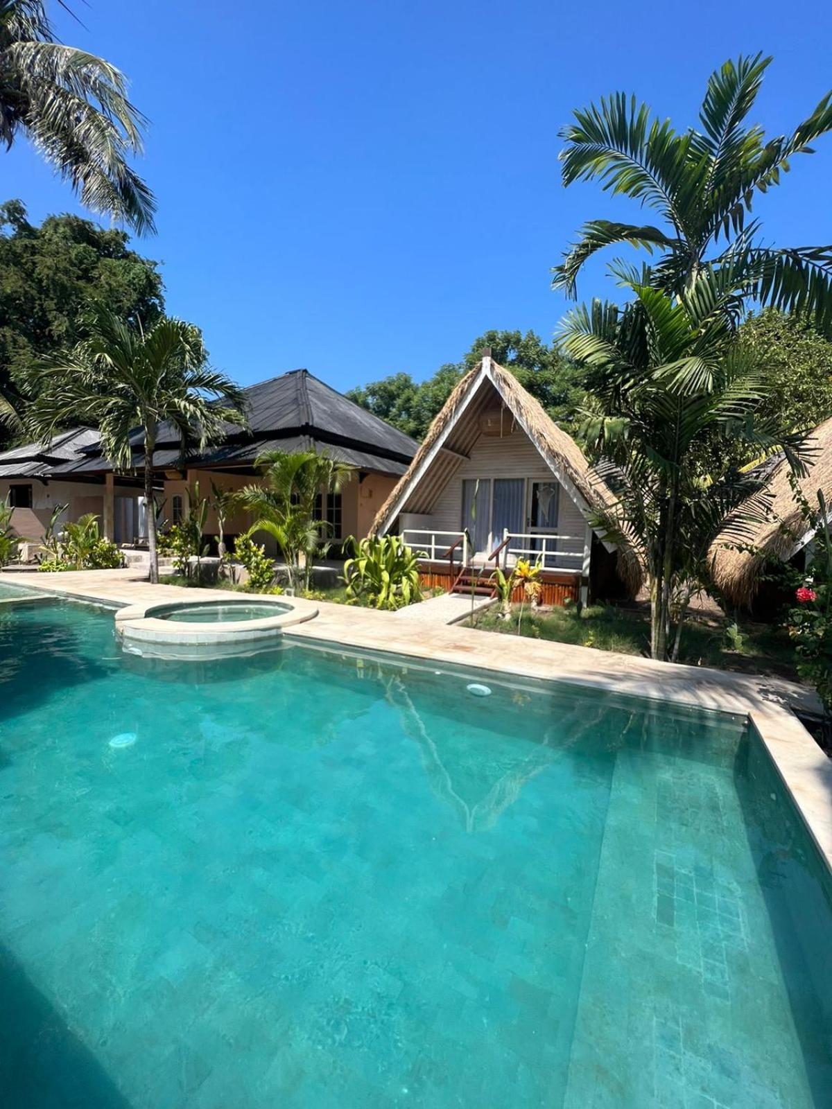 Living Trawangan Hotel กีลีตราวางัน ภายนอก รูปภาพ