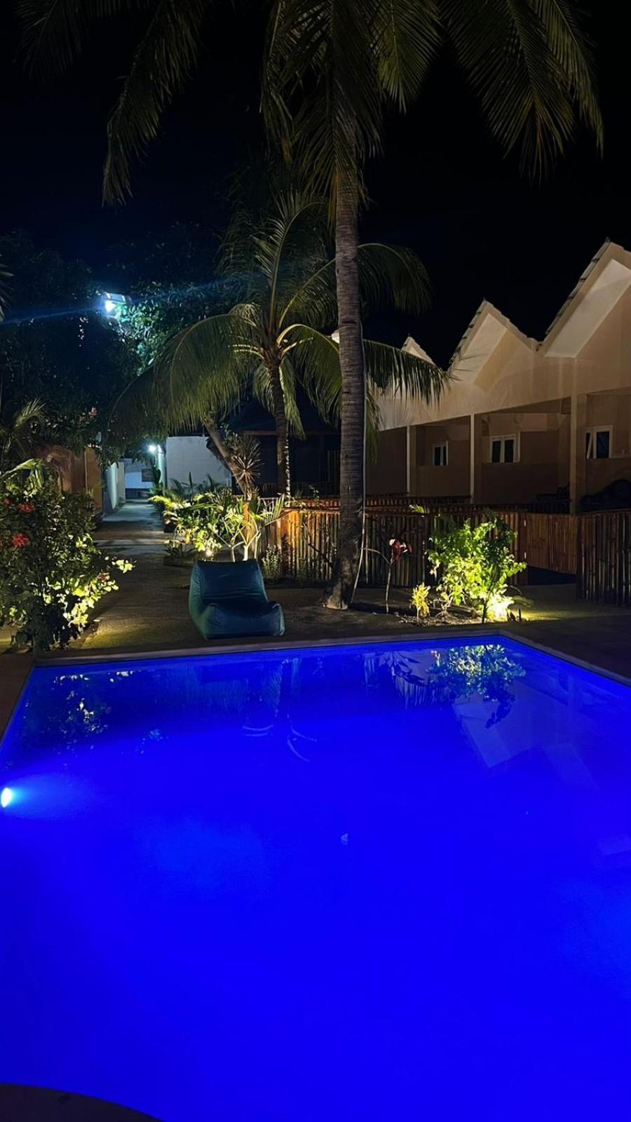 Living Trawangan Hotel กีลีตราวางัน ภายนอก รูปภาพ
