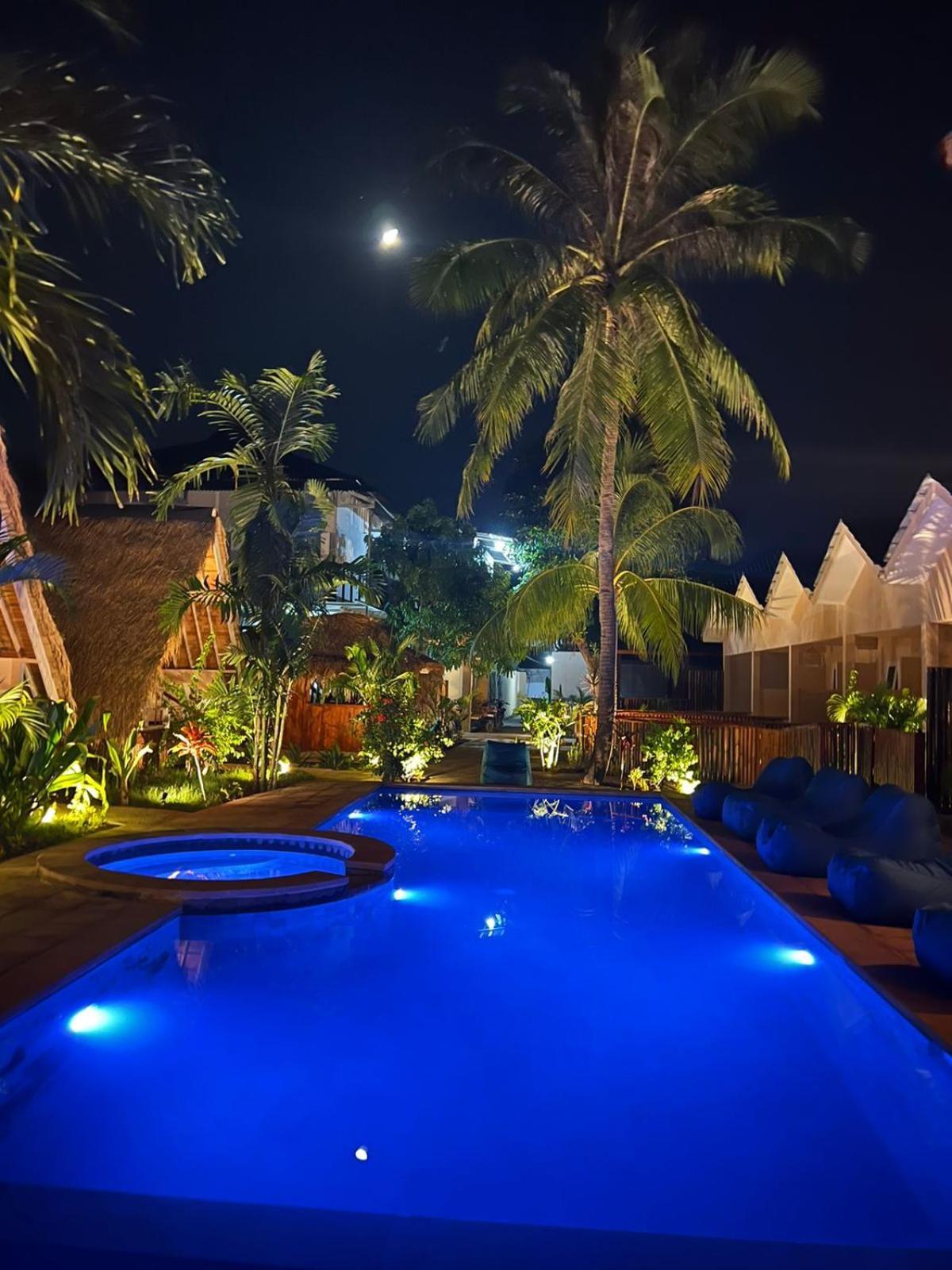 Living Trawangan Hotel กีลีตราวางัน ภายนอก รูปภาพ