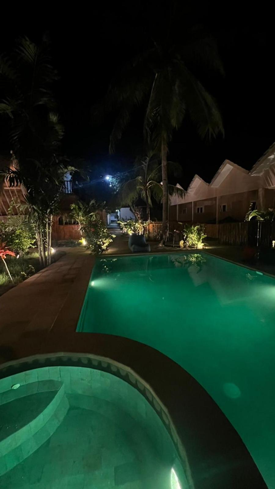 Living Trawangan Hotel กีลีตราวางัน ภายนอก รูปภาพ