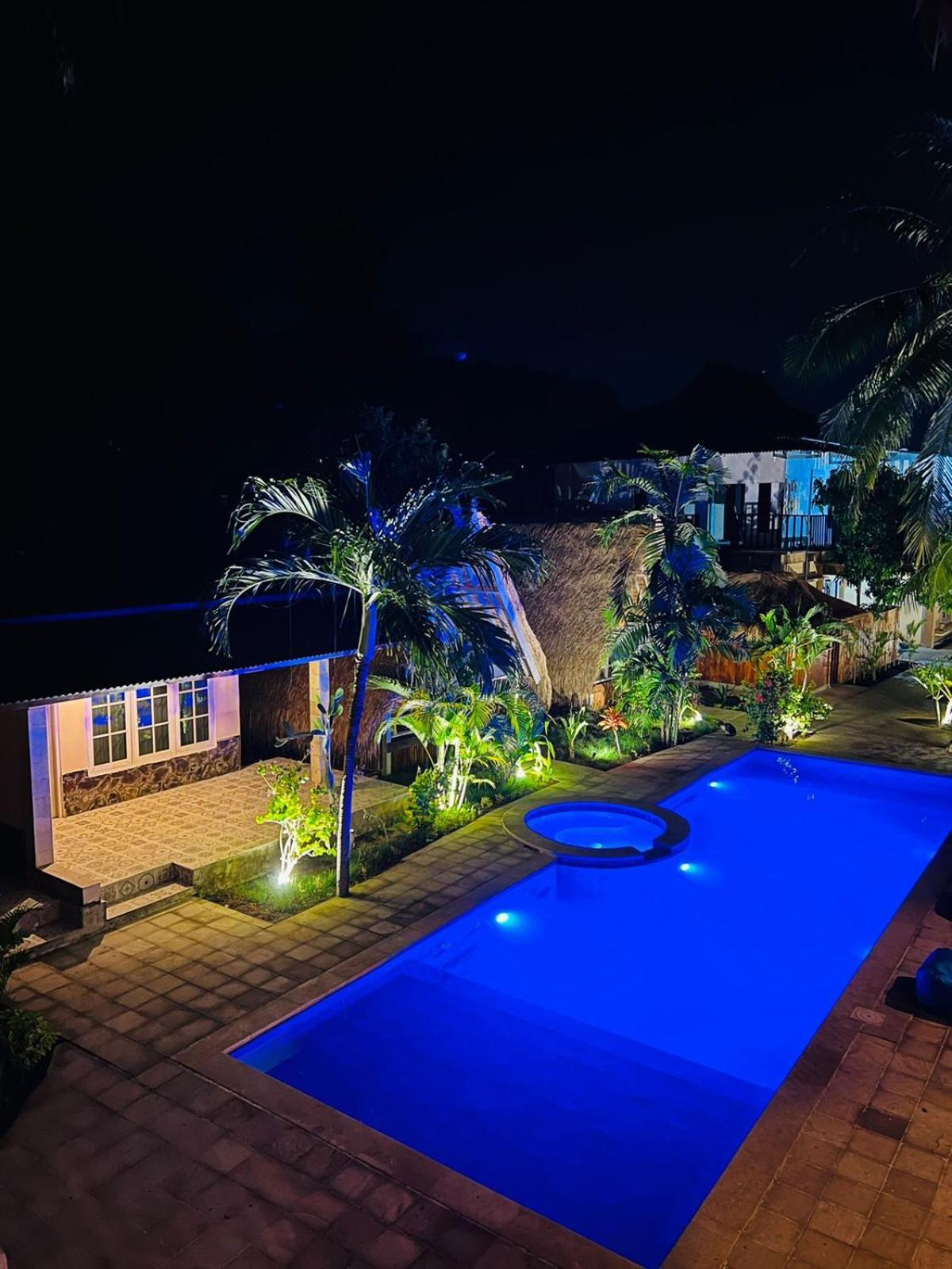 Living Trawangan Hotel กีลีตราวางัน ภายนอก รูปภาพ