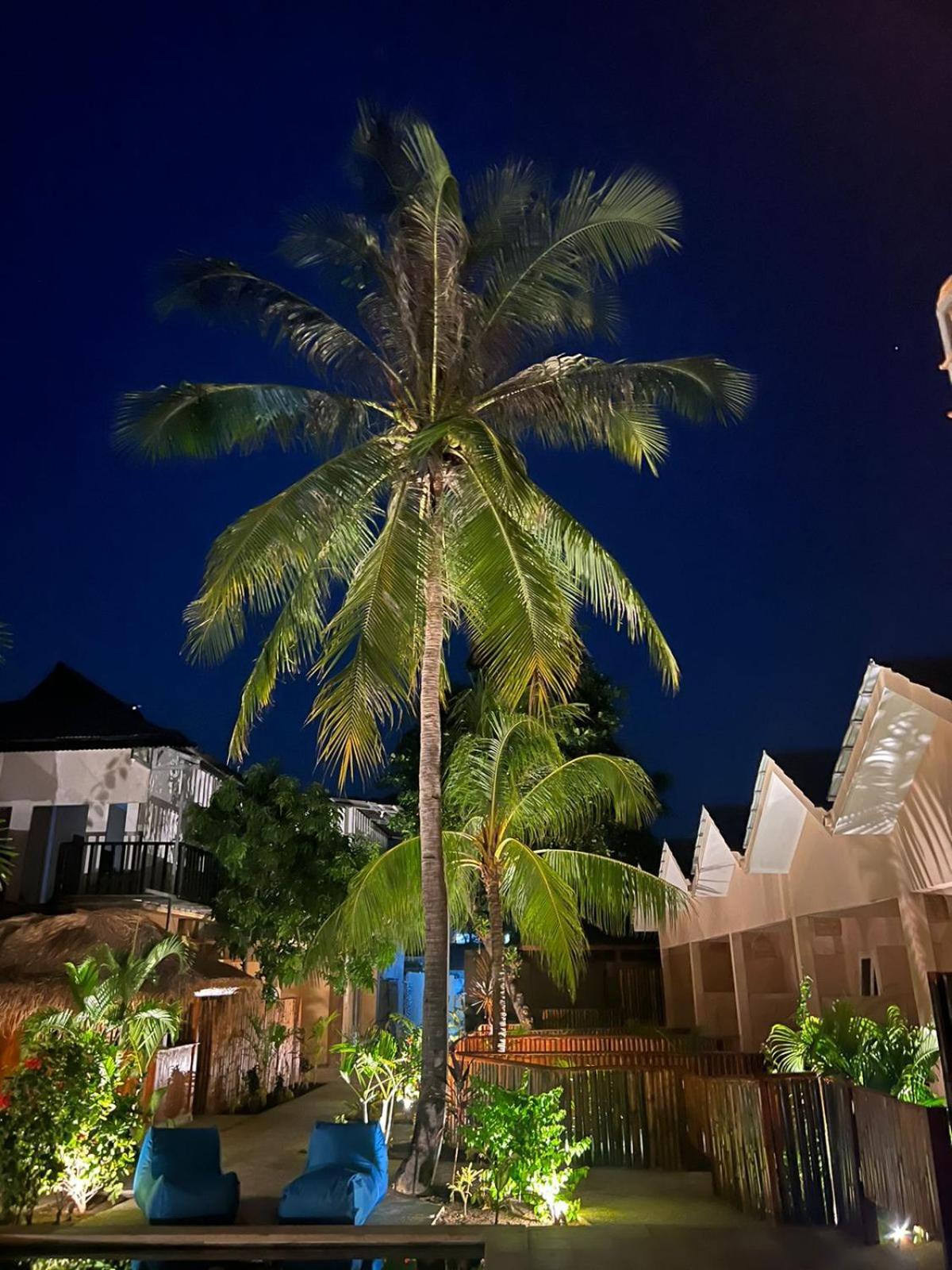Living Trawangan Hotel กีลีตราวางัน ภายนอก รูปภาพ