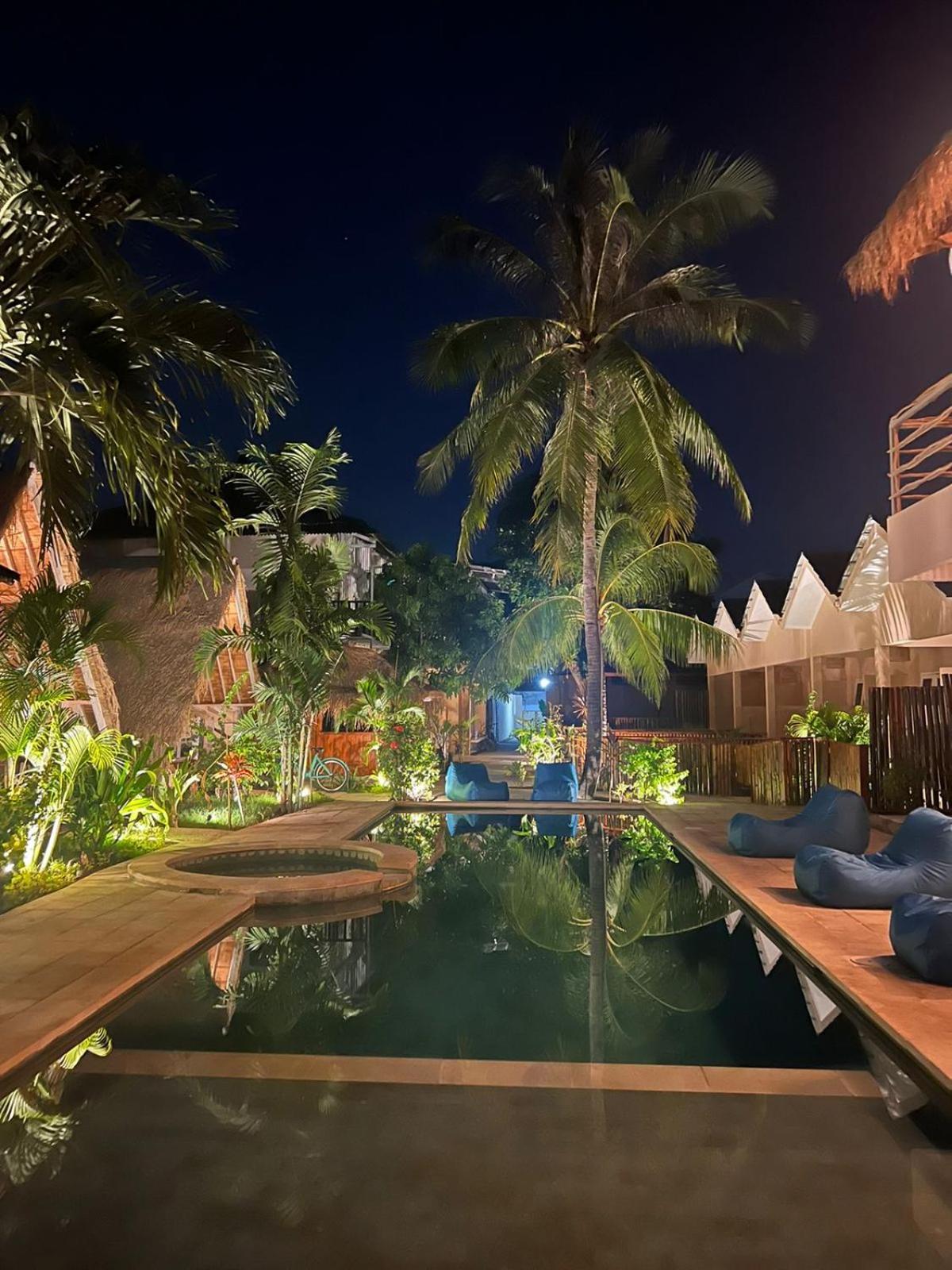 Living Trawangan Hotel กีลีตราวางัน ภายนอก รูปภาพ