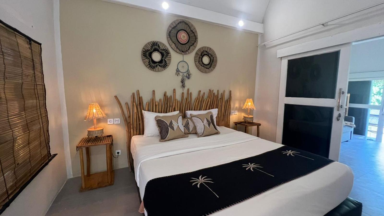 Living Trawangan Hotel กีลีตราวางัน ภายนอก รูปภาพ